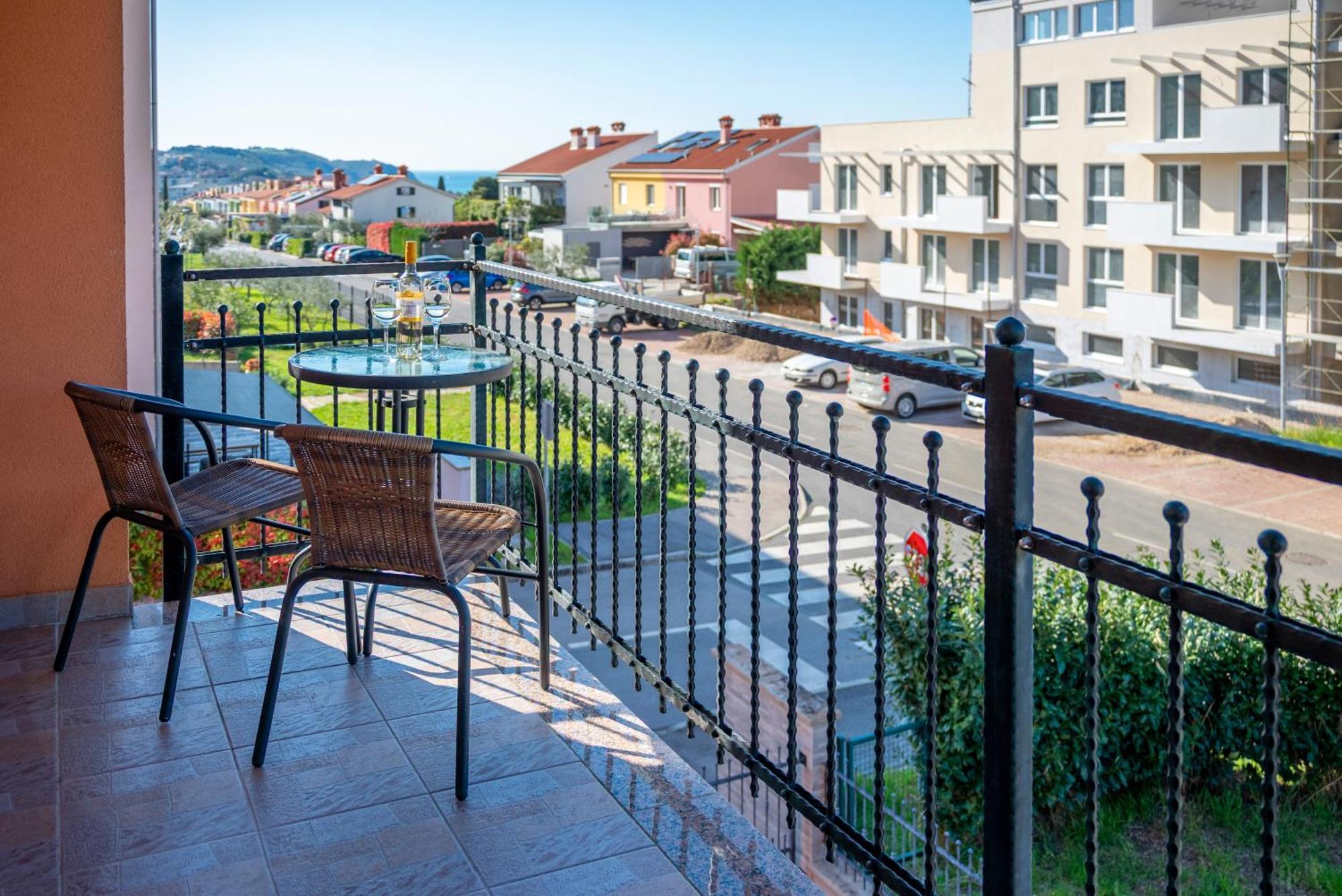 The Orange House Apartment Izola Exterior foto